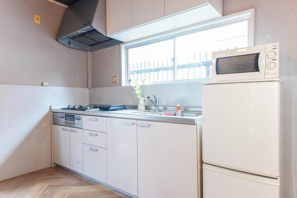 Sanacion Namba: Spacious 5LDK with BBQ-Ready Balcony Osaka Exterior photo