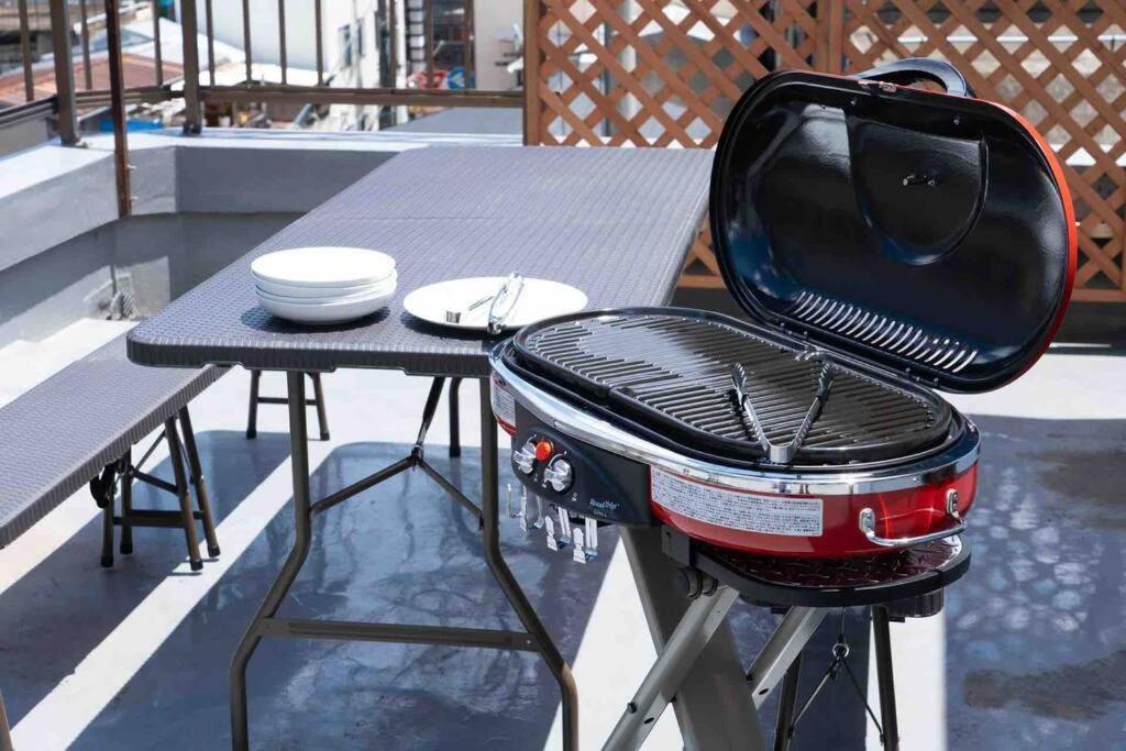 Sanacion Namba: Spacious 5LDK with BBQ-Ready Balcony Osaka Exterior photo