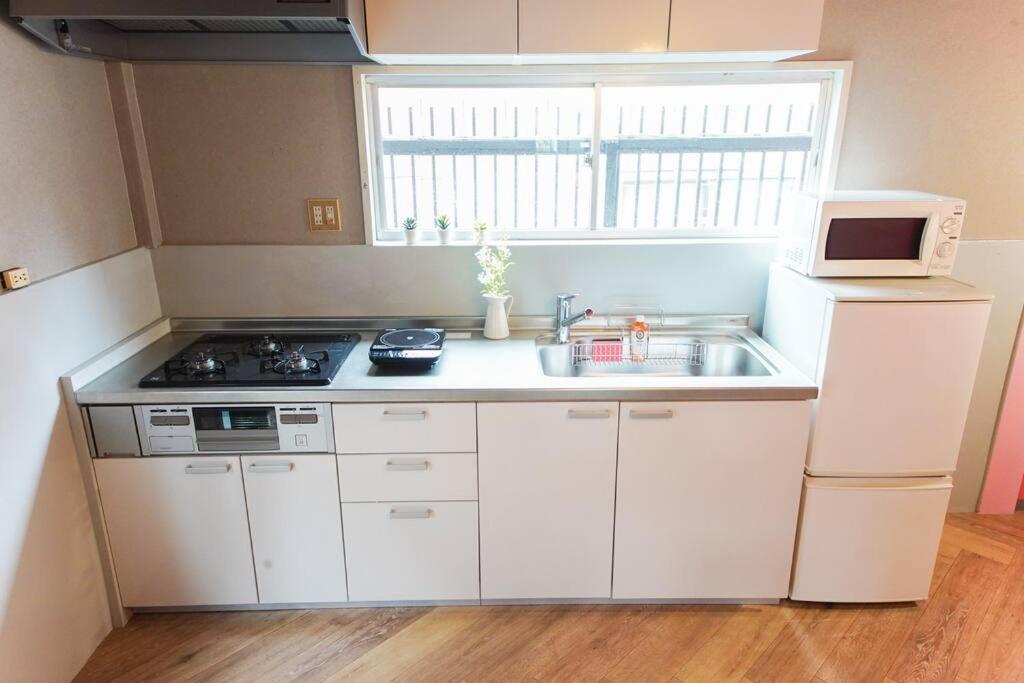 Sanacion Namba: Spacious 5LDK with BBQ-Ready Balcony Osaka Exterior photo