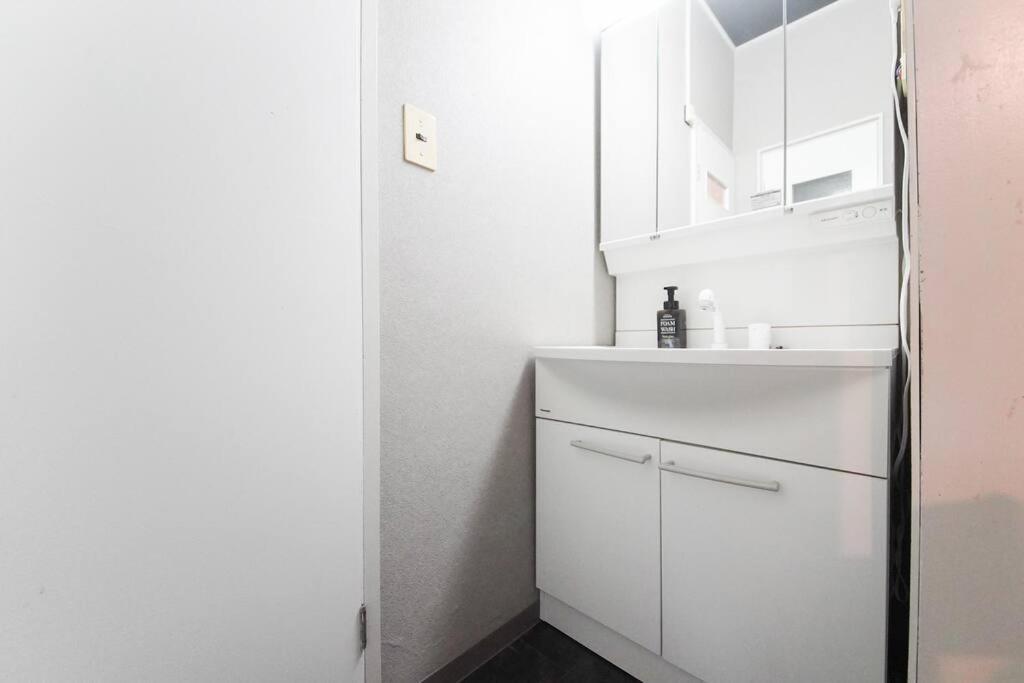 Sanacion Namba: Spacious 5LDK with BBQ-Ready Balcony Osaka Exterior photo
